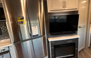 2022 Holiday Rambler Vacationer 35K