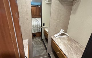 Coachmen Leprechaun - Easy to Drive Class C