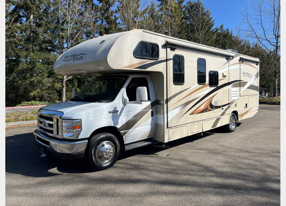 Class C Motor Home rentals in Edmonds