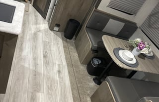 2022Forest River RV Surveyor Legend 240BHLE
