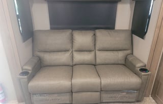 RV sleeps 2. pet friendly