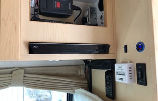 2014 Pleasure-Way Ascent Std. Model