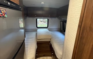 Sadie | Mercedes Sprinter RV Sleeps 4