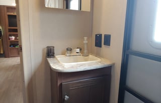 2017 Dutchmen RV Coleman Lantern Series 263BHWE