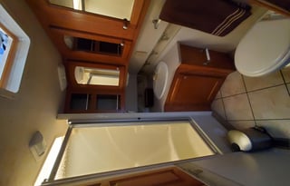 2004 Damon Intruder 3500