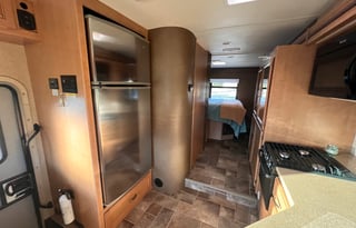 Thor Motor Coach Four Winds 31W