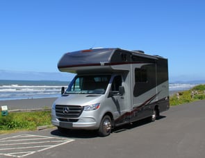 Winnebago Vita 24F