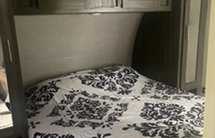 Main bedroom with standard home queen bed