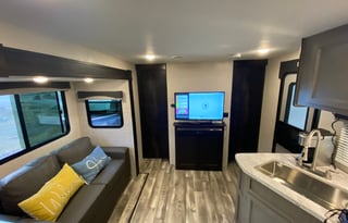 2022 Starcraft Super Lite 261BH