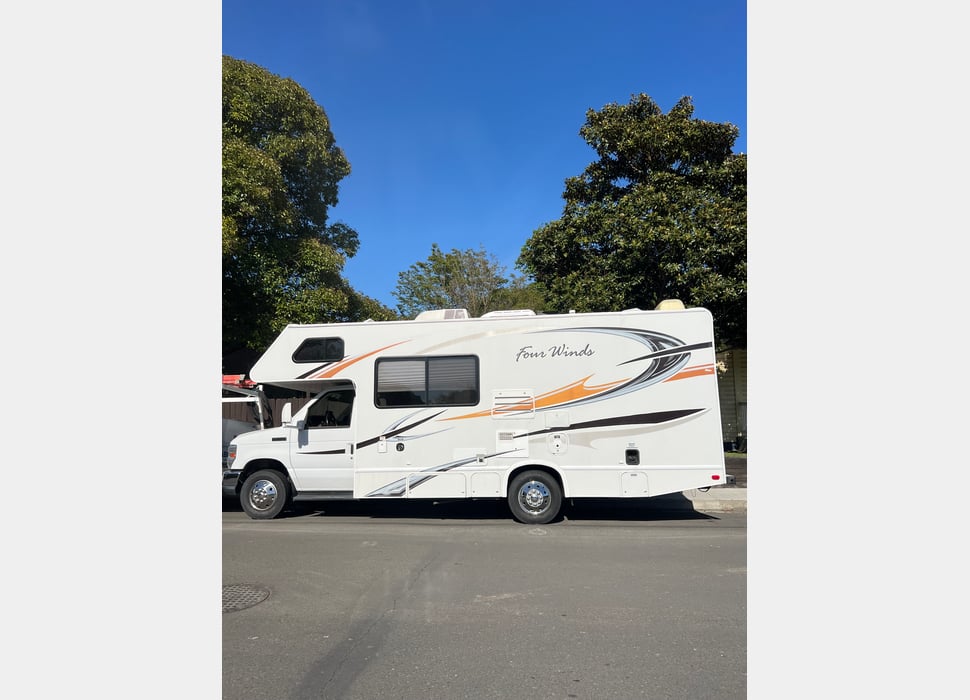 Class C Motor Home rentals in Las Vegas