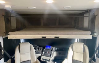 Meet Gertty….  34ft of Glamping!