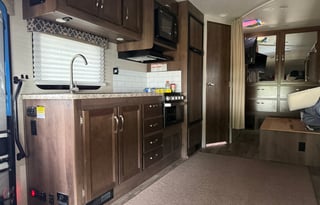 2020 Jayco Redhawk | Disney Ready | Sleeps 6