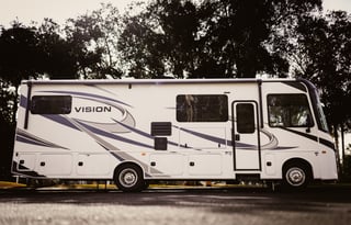 Great 30' RV that sleeps 8 comfortably