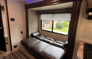 2018 KZ Sportsmen LE 261BHLE