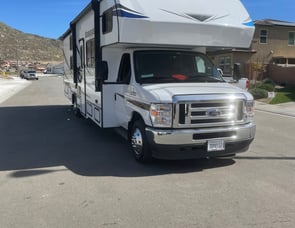 Forest River RV Sunseeker 3270S Ford
