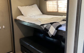 NWA Family Bunkhouse Memory Maker *Delivery  Only*