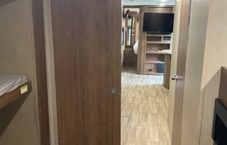 2017 Dutchmen Aspen Trail Bunkhouse!