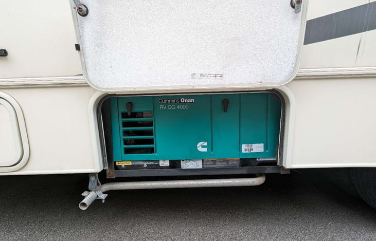 Cummins Onan RV QG 4000 generator. Like new since I upgraded to solar panel and lithium batteries.