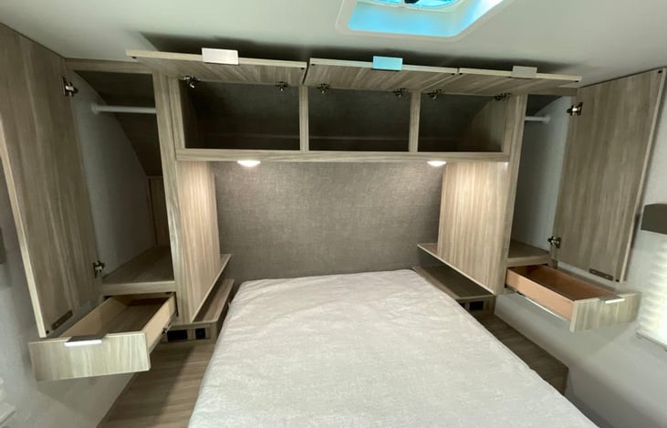 QUEEN BED AND STORAGE