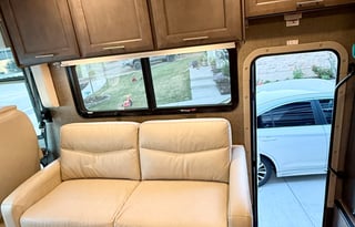 2022 Thor Motor Coach Palazzo 33.5 - Bunkhouse