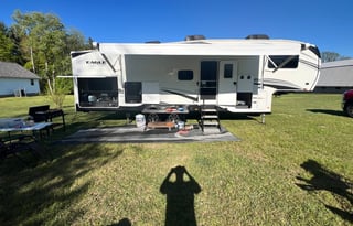Huge outdoor kitchen w/ 36" Blackstone Griddle