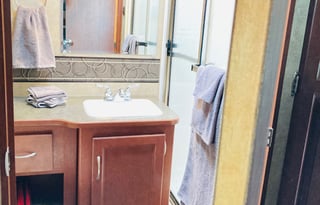 2015 Winnebago 30F Airport Delivery! "TURN KEY!!!"