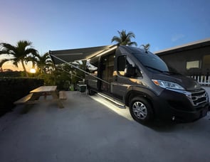 Entegra Coach Ethos 20T