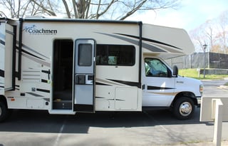 2019 Coachmen | Sleeps 10 Comfortably | Luxury