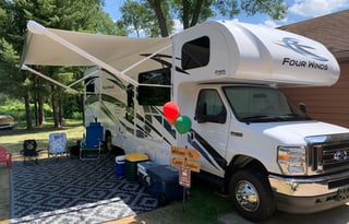 2022 Four Winds - Bunkhouse & Outdoor TV