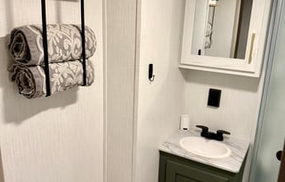 Glamping & Grace - Your HGTV Inspired "Roamstead"