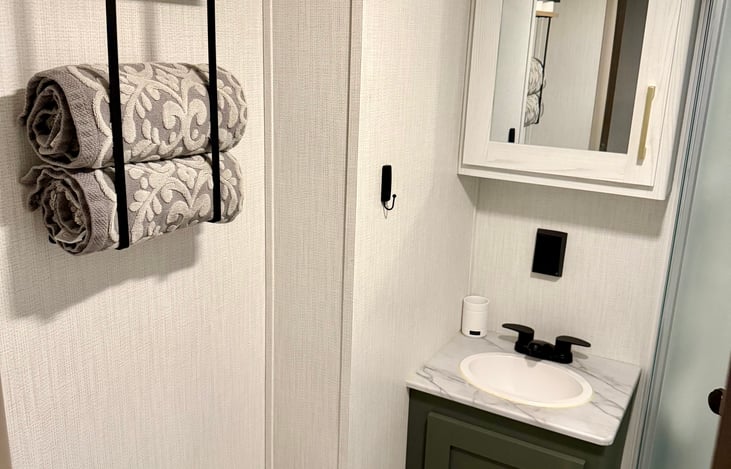 Three towels provided.