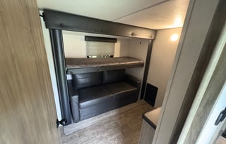 2022 Arctic Wolf Suite 3660