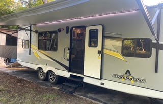 2021 Coachmen RV Adrenaline 27LT