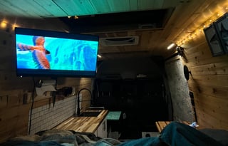 Your luxury apartment on wheels - The Great White