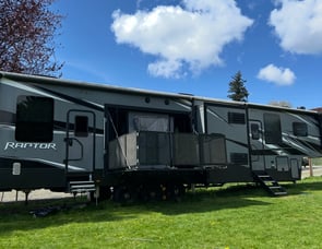 Keystone RV Raptor 429