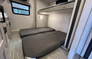 Pocono Camping: Big Family, Zero Hassle!!