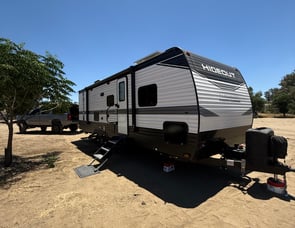 Keystone RV Hideout 26BHSWE