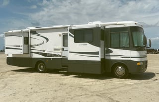 2003 Holiday Rambler Vacationer 34T