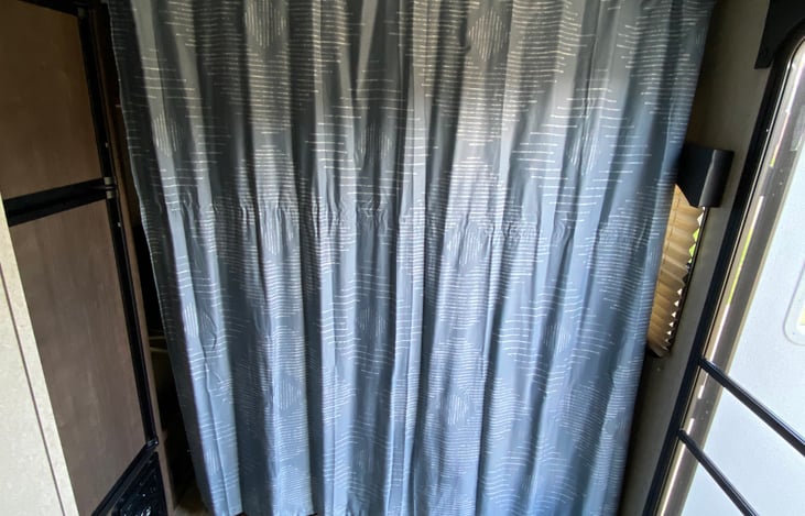 Dinette- Privacy curtain