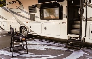 Great 30' RV that sleeps 8 comfortably