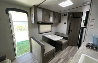19ft 2022 Gulf Stream RV Enlighten