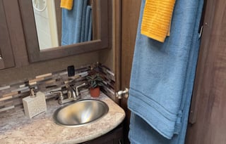 2018 Thor Freedom Elite 29fe aka Kenna Sue