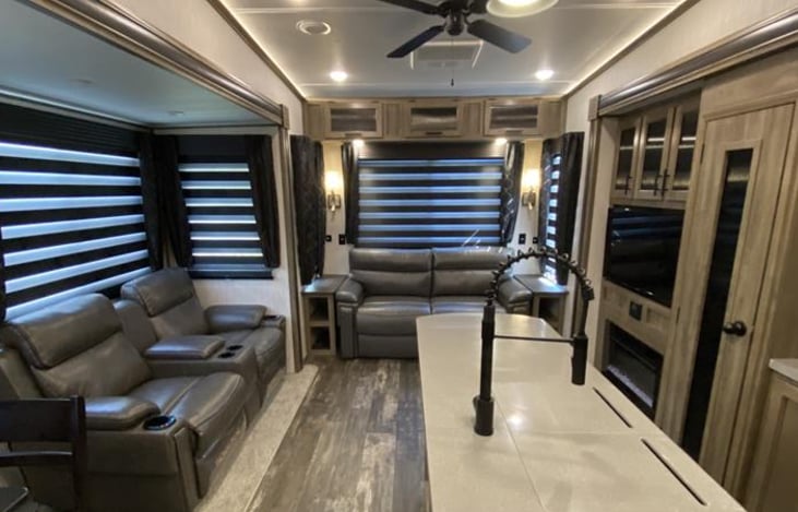 Living Room/ Kitchen