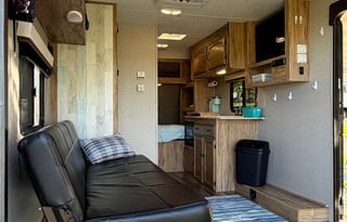 Cozy Toy Hauler | Pet Friendly | Sleeps 3