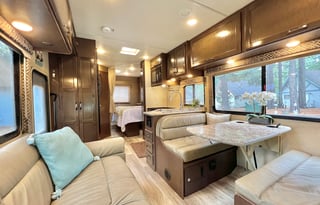 Dog Friendly! 2018 Thor Four Winds 26B! Sleeps 6!