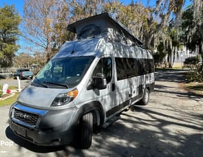 Thor Motor Coach Tellaro 20A