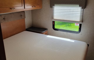 2019 Winnebago Minnie Winnie 31G