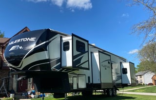 The Heartland Milestone Mid-Bunk 5th Wheel