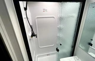 NEW 2024 Luxury bunkhouse motorcoach! Sleeps 10!