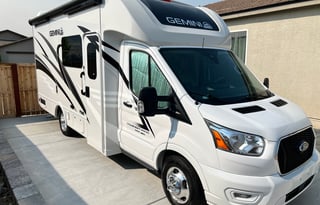 Fully Contained OFF-Grid Capable! AWD